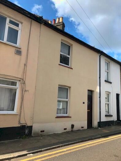 3 Bedroom Property To Rent In Saunders Street, Gillingham, ME7