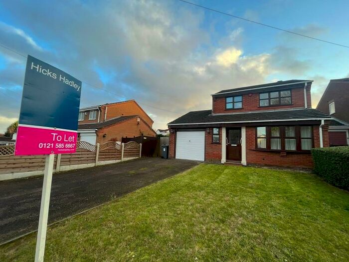 3 Bedroom Detached House To Rent In Heathy Farm Close, Bartley Green, Birmingham, B32