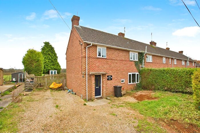 3 Bedroom End Of Terrace House For Sale In Tellis Cross, East Coker, Yeovil, BA22