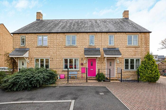 2 Bedroom House For Sale In Trubshaw Close, Tetbury, Gloucestershire, GL8