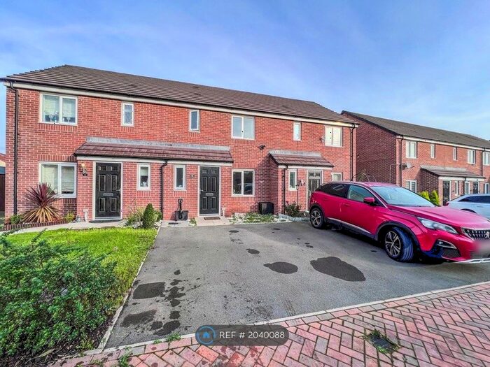 3 Bedroom Terraced House To Rent In Flockton Gardens, Coventry, CV6