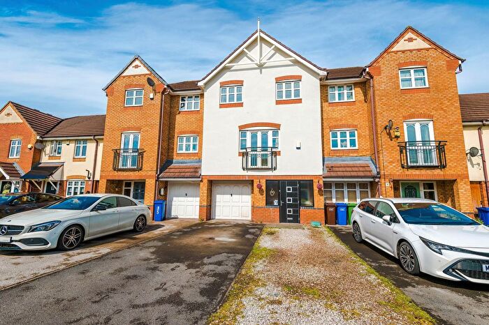 4 Bedroom Terraced House For Sale In Waterford Close, Platt Bridge, WN2