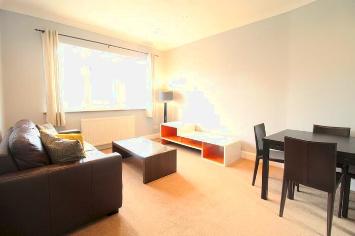 2 Bedroom Flat To Rent In Rosemount Place, First Floor, AB25