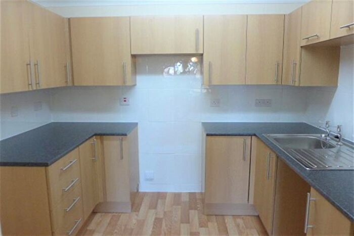 1 Bedroom Flat To Rent In Havenvale, Clacton-On-Sea, CO15
