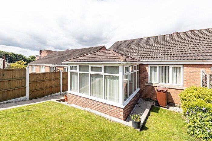 2 Bedroom Property For Sale In Queensway Place, Pontefract, WF8