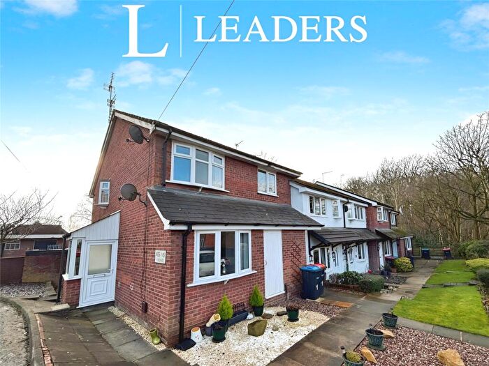 2 Bedroom Apartment For Sale In Bowling Green Court, Northwich, Cheshire, CW8