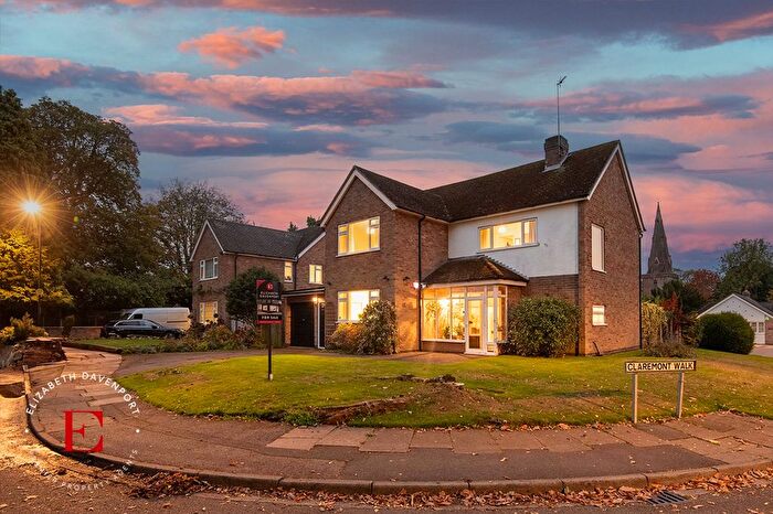 4 Bedroom Detached House For Sale In Church Walk, Allesley, CV5