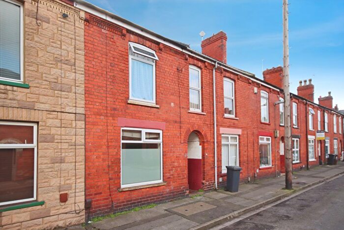 3 Bedroom Terraced House For Sale In Sausthorpe Street, Lincoln, LN5