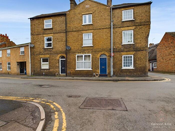 3 Bedroom Town House For Sale In London Street, Whittlesey, Peterborough, PE7