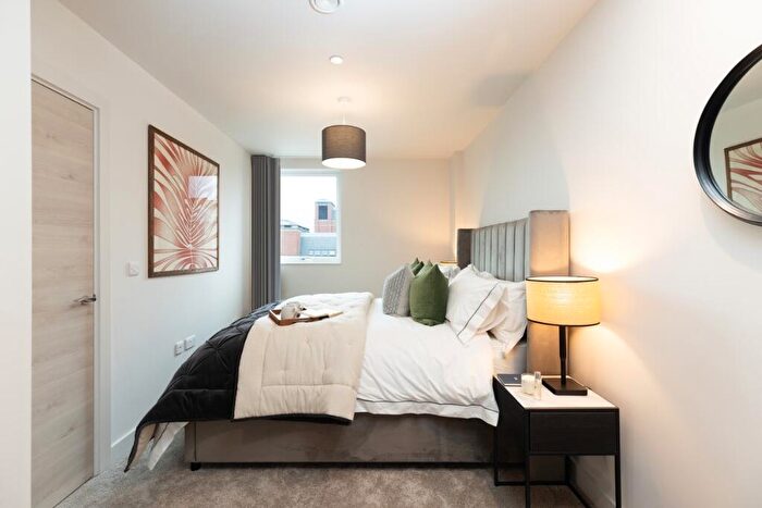 1 Bedroom Apartment To Rent In New York Square, Leeds, West Yorkshire, LS2