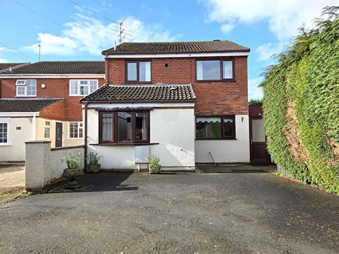 4 Bedroom Detached House For Sale In Redstone Lane, Stourport-On-Severn, DY13