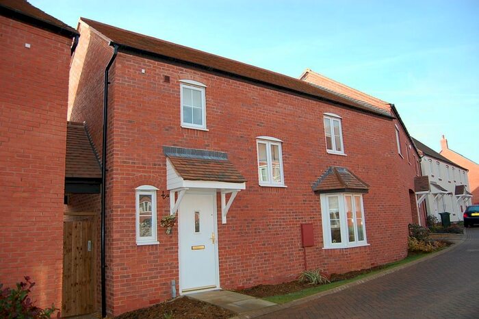 3 Bedroom Semi-Detached House To Rent In Sage Close, Banbury, OX16