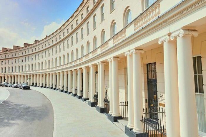 1 Bedroom Flat To Rent In Portland Place, London, W1B