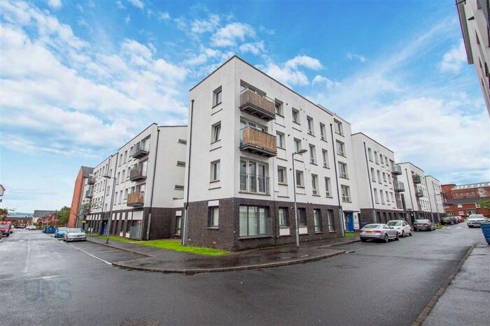 2 Bedroom Flat To Rent In Ross Mill Avenue, Belfast, BT13