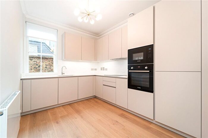 2 Bedroom Terraced House To Rent In New Quebec Street, Marylebone, London, W1H