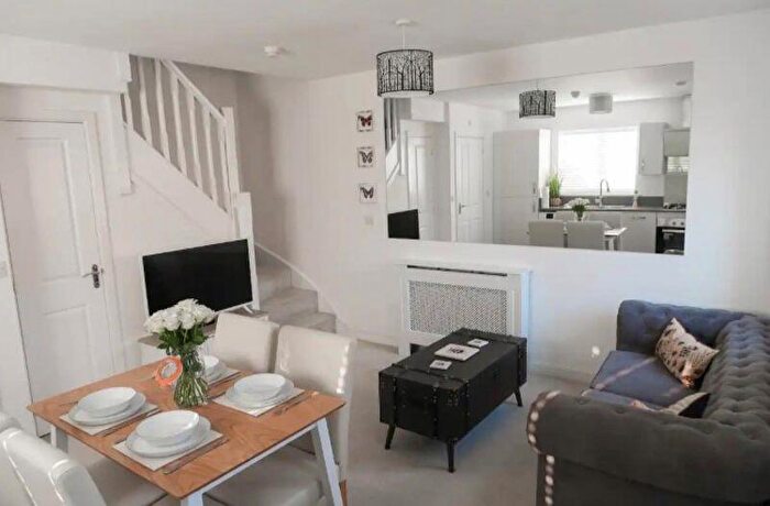 1 Bedroom Terraced House To Rent In Redcar Road, Bicester, OX26