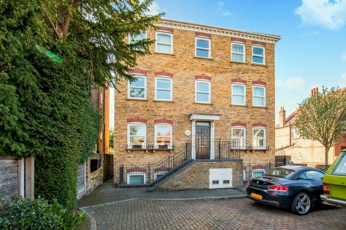 1 Bedroom Flat To Rent In Sutherland Road, London, W13