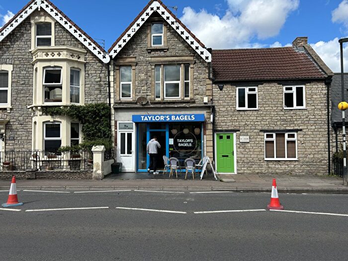 2 Bedroom Flat To Rent In Station Road, Keynsham, Bristol, BS31