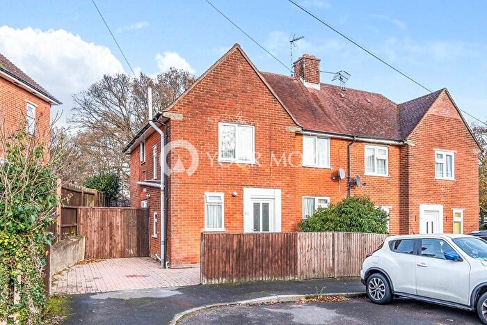 4 Bedroom Semi-Detached House To Rent In Outer Circle, Southampton, SO16