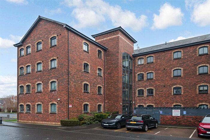 2 Bedroom Flat For Sale In James Watt Way, Greenock, Inverclyde, PA15