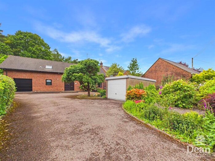 3 Bedroom Detached House For Sale In Woodland Road, Christchurch, Coleford, GL16