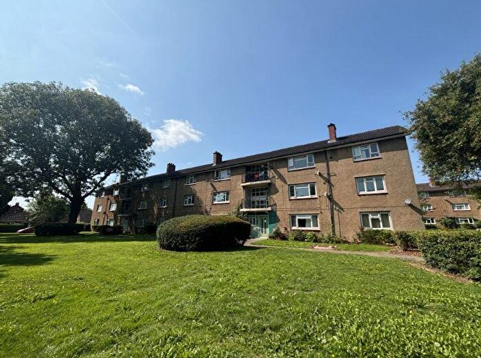 2 Bedroom Flat To Rent In Orlescote Road, Coventry, CV4