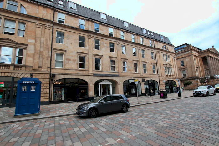2 Bedroom Apartment To Rent In Wilson Street, Merchant City, G1