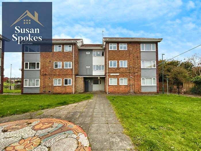 2 Bedroom Block Of Flats To Rent In Steward Crescent, South Shields, NE34