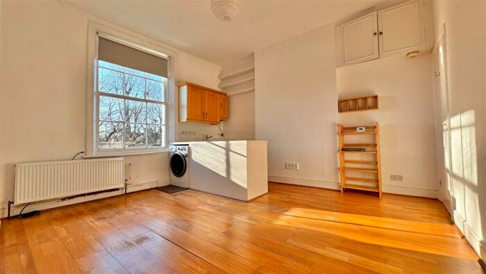 1 Bedroom Apartment To Rent In King Henrys Road, Primrose Hill, Swiss Cottage, NW3