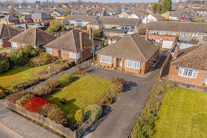 3 Bedroom Detached Bungalow For Sale In Hawthorn Bank, Spalding, PE11