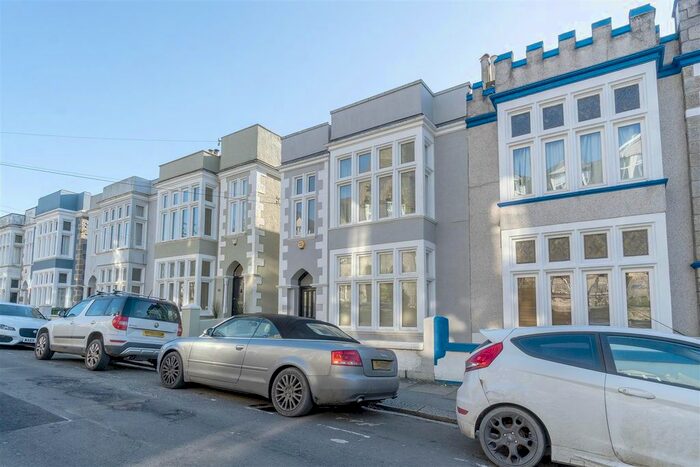 3 Bedroom Property To Rent In Western College Road, Plymouth, PL4