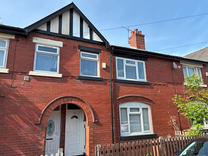 3 Bedroom Terraced House To Rent In Lime Street, Dukinfield, SK16