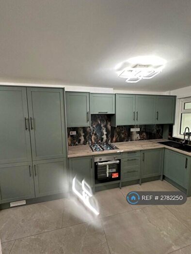 3 Bedroom Terraced House To Rent In Shelley Close, Basingstoke, RG24