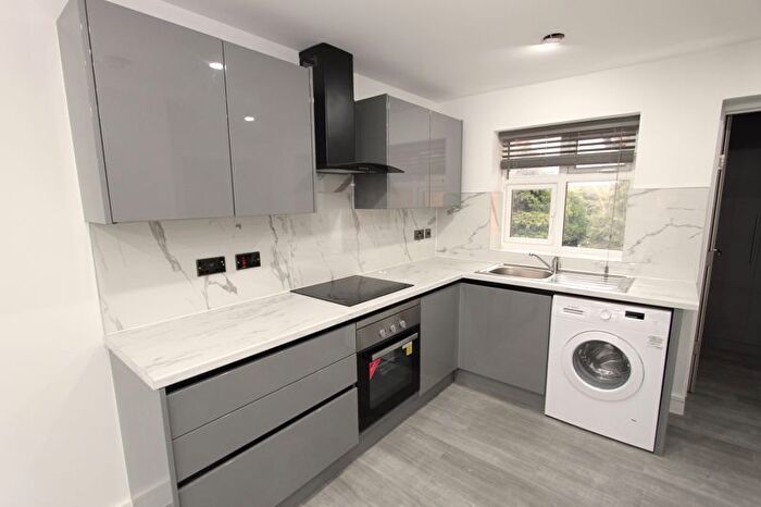 1 Bedroom Flat To Rent In Boughton Green Road, Northampton, NN2