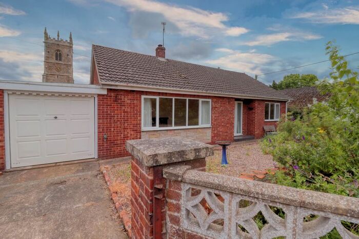 3 Bedroom Detached Bungalow To Rent In Blyton Road, Laughton, Gainsborough, DN21