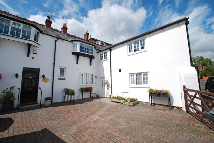 3 Bedroom Semi Detached House For Sale In Hanley Road, Malvern, WR14