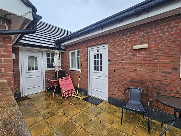 2 Bedroom Flat For Sale In Gravel Hill, Ludlow, SY8