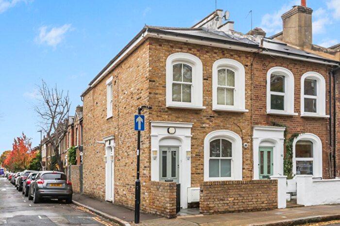1 Bedroom Flat For Sale In Mitford Road, London, N19