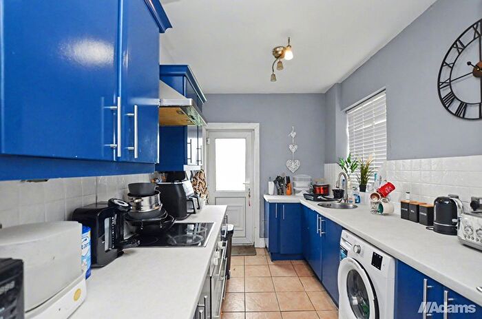 3 Bedroom Semi Detached House For Sale In Oxford Road, Runcorn, WA7
