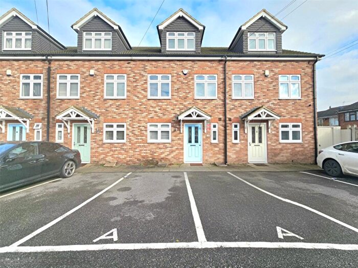 3 Bedroom Terraced House To Rent In Mill Road, Aveley, Thurrock, RM15