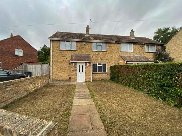 3 Bedroom Semi-Detached House To Rent In Sussex Avenue, Canterbury, CT1