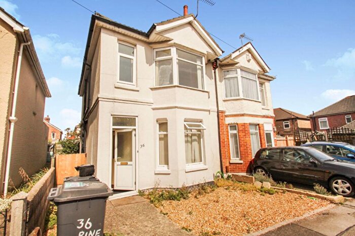 4 Bedroom Property To Rent In Pine Road, Bournemouth, BH9