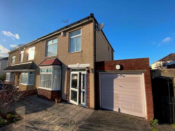 3 Bedroom Property To Rent In 6 Elmhurst Avenue, Bristol, BS5