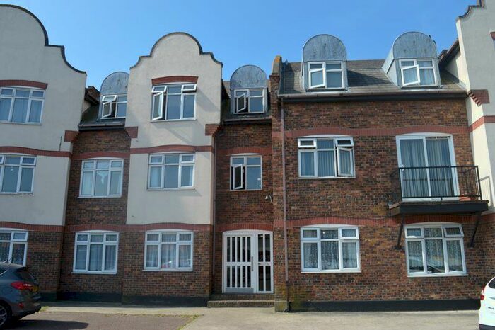 1 Bedroom Flat To Rent In Venables Close, Canvey Island, SS8
