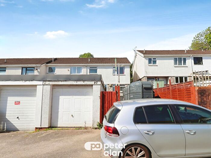 3 Bedroom Semi-Detached House For Sale In Ael-Y-Bryn, Llanedeyrn, Cardiff, CF23