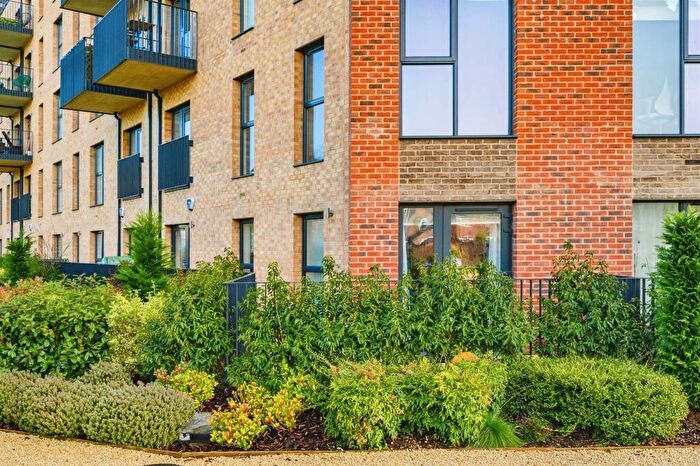 2 Bedroom Apartment For Sale In Dacorum Way, Hemel Hempstead, HP1