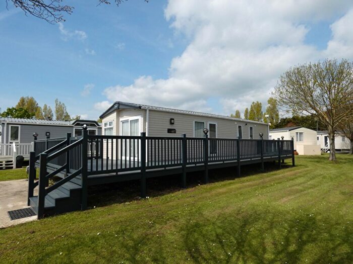 3 Bedroom Park Home For Sale In Church Lane, CO5