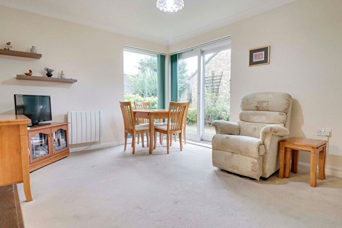 1 Bedroom Flat For Sale In High Wych Road, Sawbridgeworth, CM21