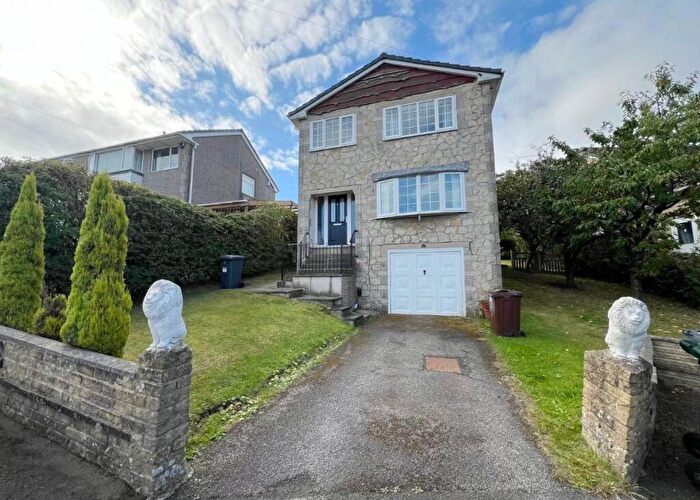3 Bedroom Detached House To Rent In Sherborne Drive, Keighley, BD22