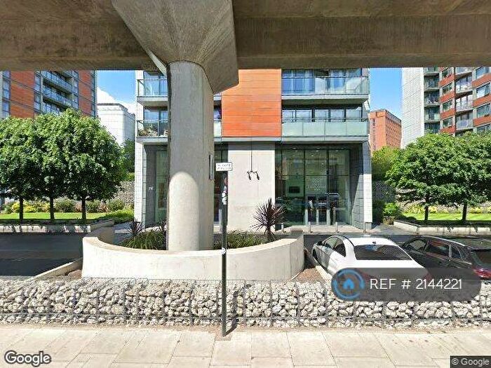 2 Bedroom Flat To Rent In Proton Tower, London, E14